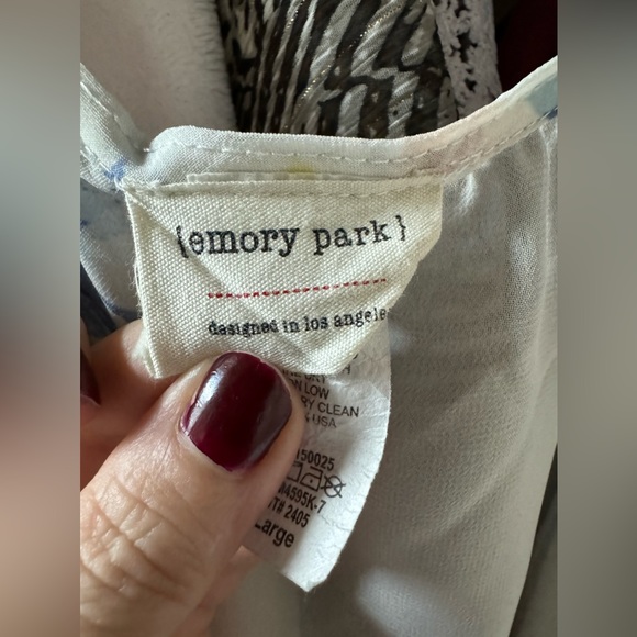 Emory Park cardigan. Size large. Floral pattern. - Picture 3 of 9